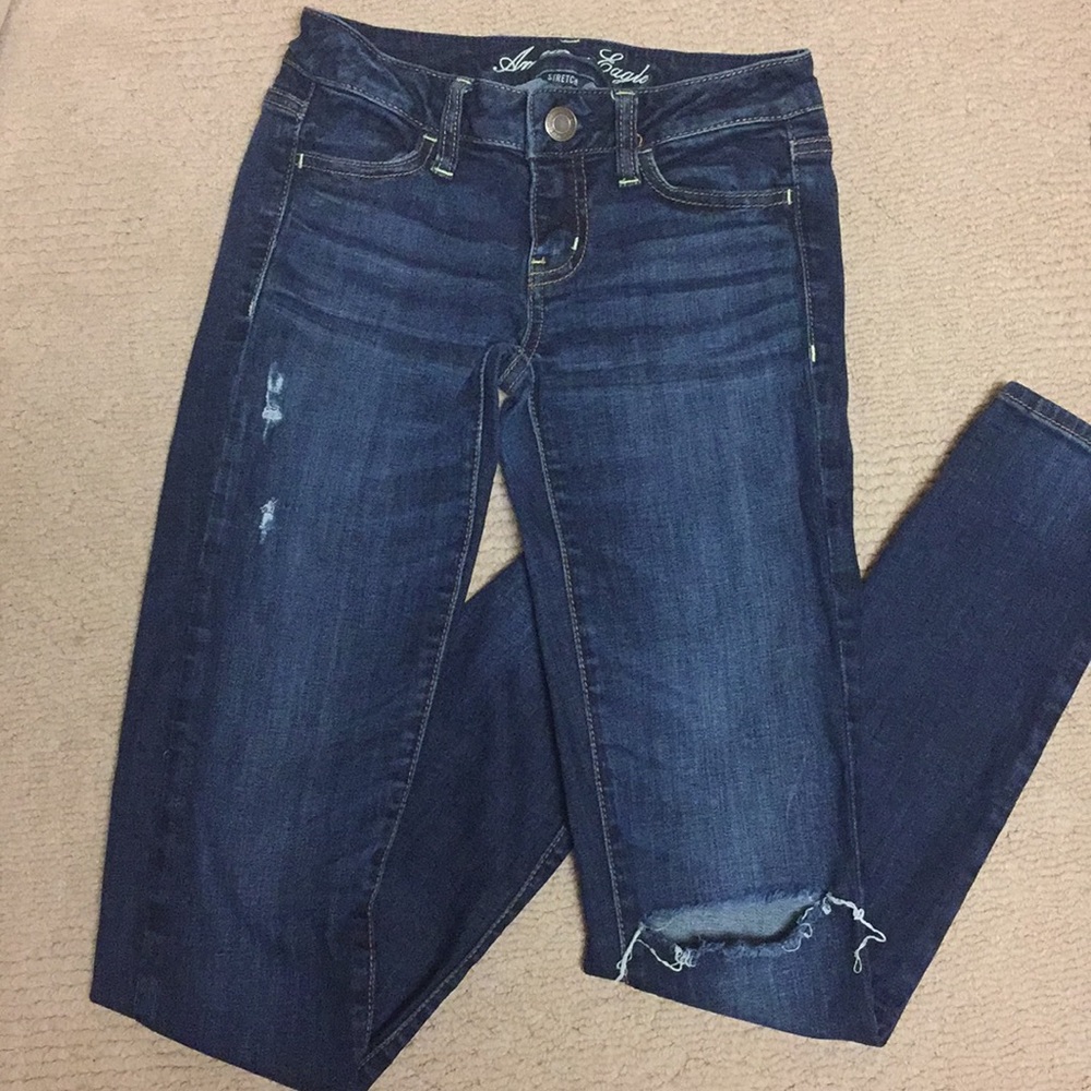 HOST PICK American Eagle Ripped Jeans